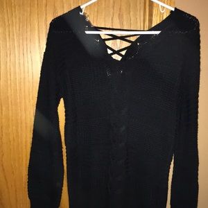 Black Light Weight Sweater